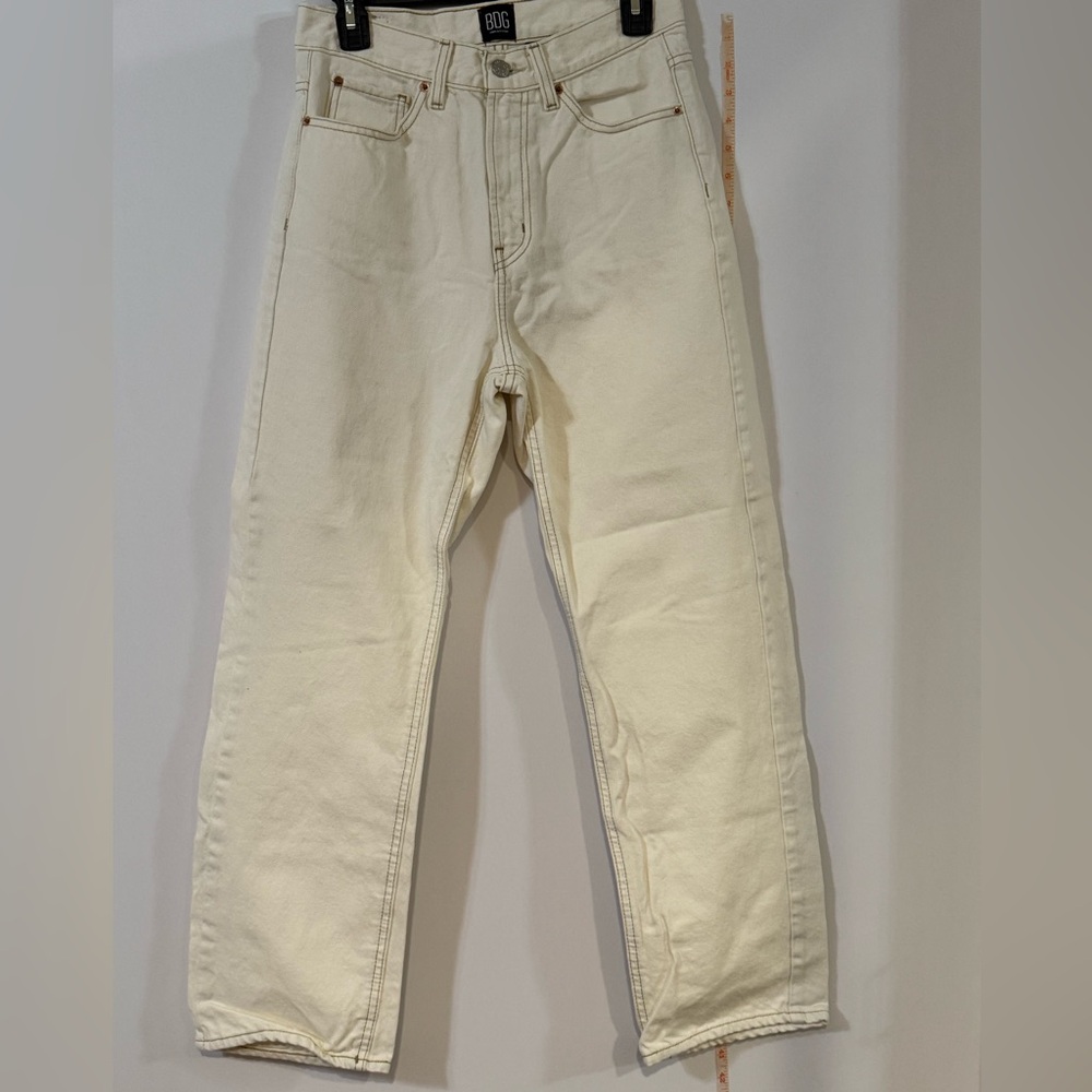 BDG Off-White High-Waisted Jeans women’s